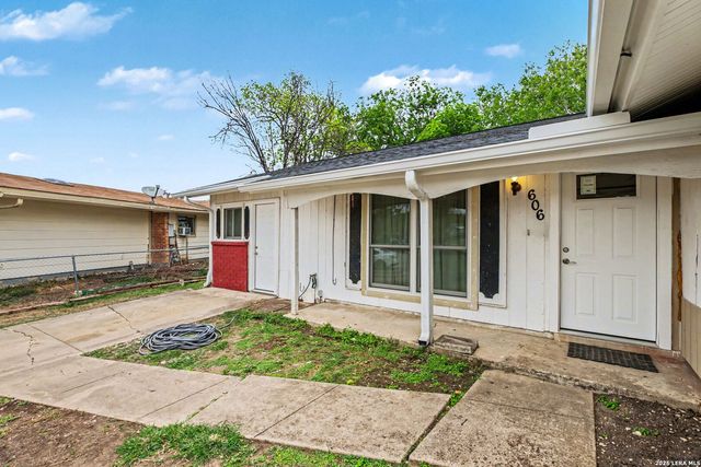 606 Palm Grv, San Antonio, TX 78227