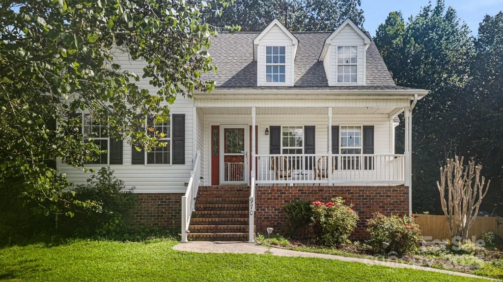 970 Winterside Lane, Winston Salem, NC 27101