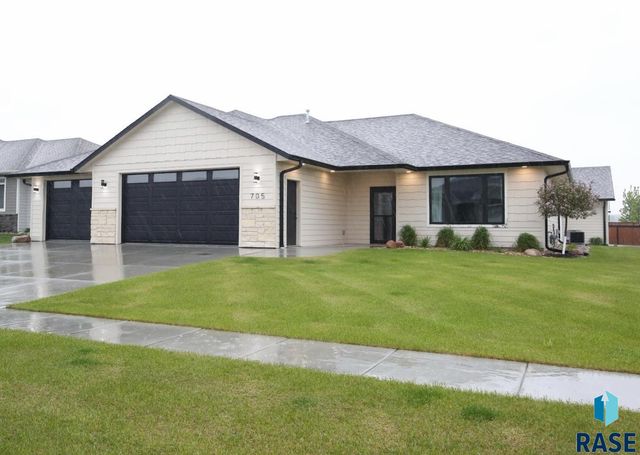 705 Quartzite Cir Circle, Tea, SD 57064