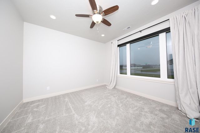 705 Quartzite Cir Circle, Tea, SD 57064