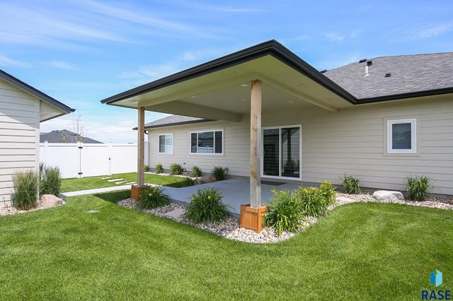 705 Quartzite Cir Circle, Tea, SD 57064