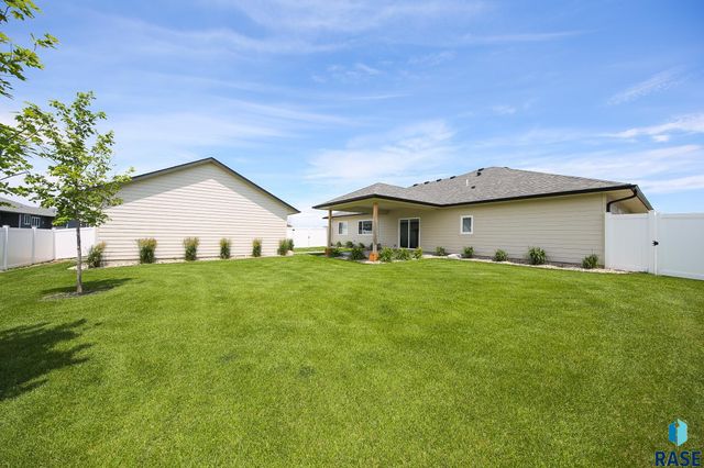 705 Quartzite Cir Circle, Tea, SD 57064