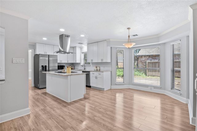 911 Montview Drive, Katy, TX 77450