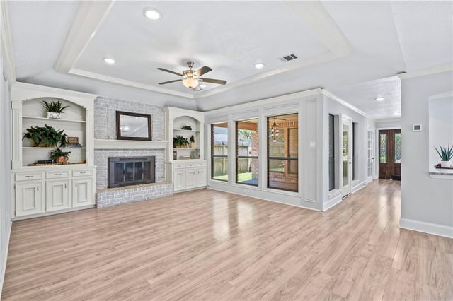 911 Montview Drive, Katy, TX 77450