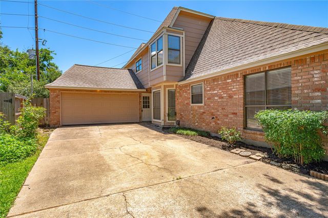 911 Montview Drive, Katy, TX 77450