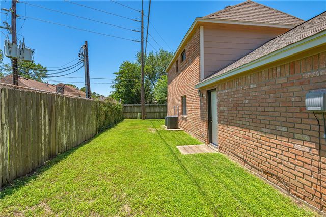 911 Montview Drive, Katy, TX 77450