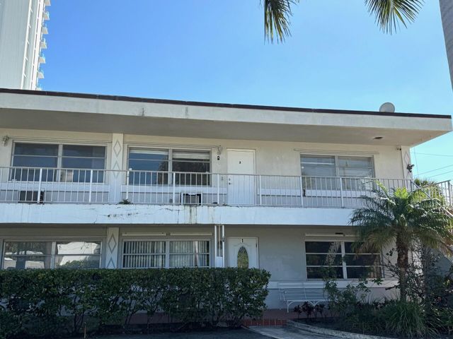 4800 N Flagler Drive 3, West Palm Beach, FL 33407