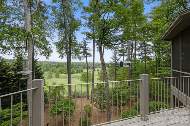 209 Pineholt Lane, Flat Rock, NC 28731