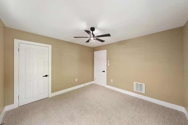 216 N Warren Avenue, Columbus, OH 43204