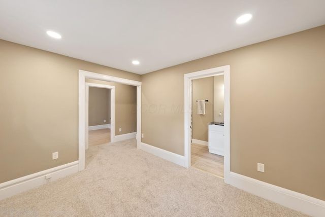 216 N Warren Avenue, Columbus, OH 43204