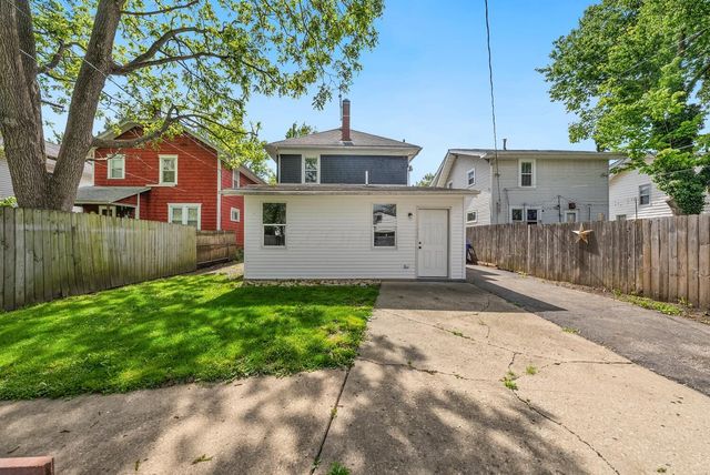 216 N Warren Avenue, Columbus, OH 43204