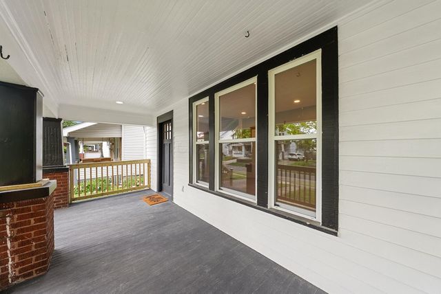 216 N Warren Avenue, Columbus, OH 43204