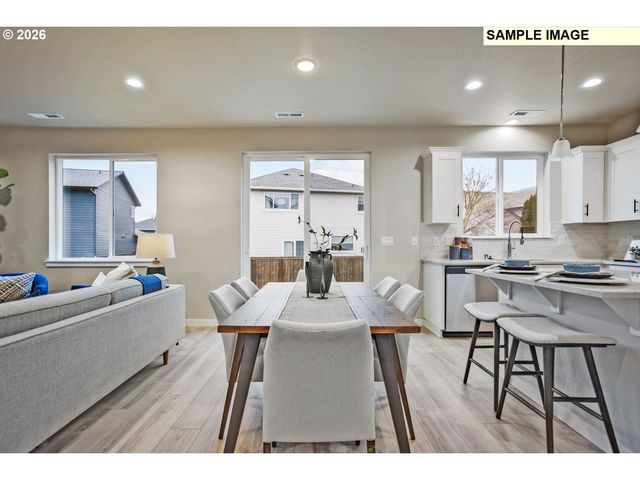 2128 Statesman Dr Lot 32, Woodland, WA 98674