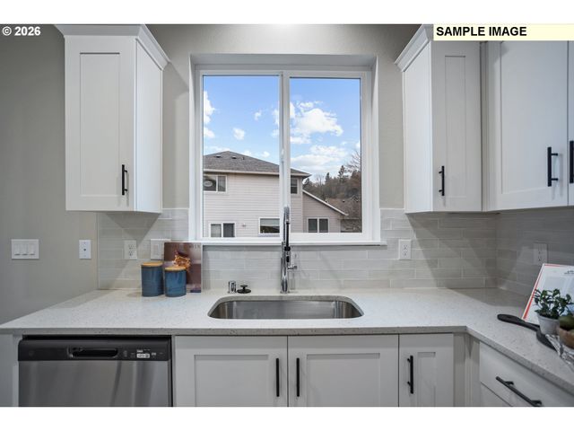 2128 Statesman Dr Lot 32, Woodland, WA 98674