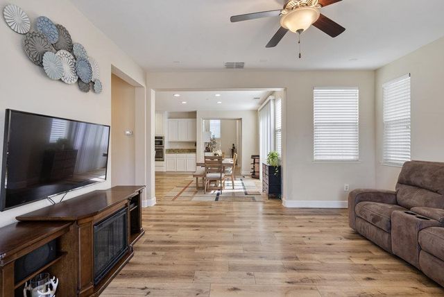 1618 Lily Court, Hollister, CA 95023