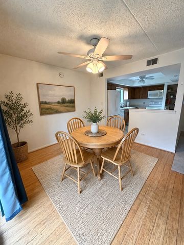 9186 South Road D, Palos Hills, IL 60465