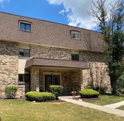 9186 South Road D, Palos Hills, IL 60465