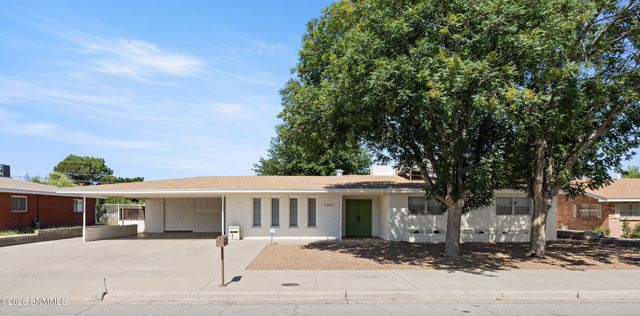 2907 Devendale Avenue, Las Cruces, NM 88005
