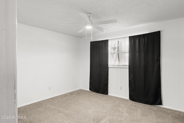 2907 Devendale Avenue, Las Cruces, NM 88005