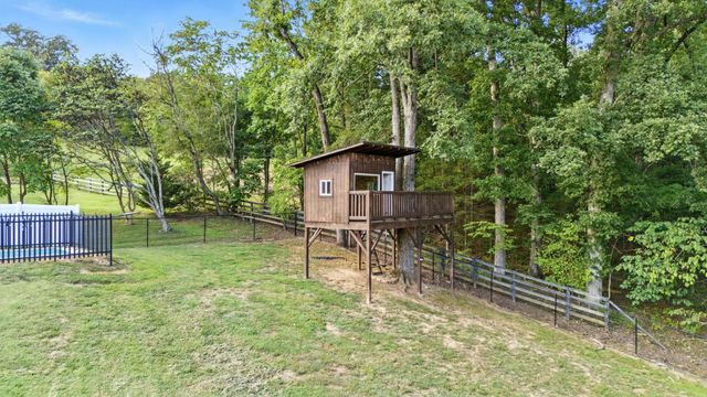 3046 Hawthorne Street, Athens, TN 37303