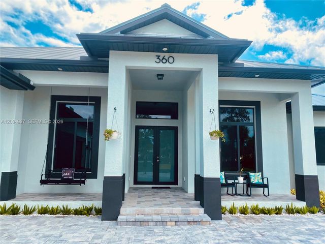 360 13th St SW, Naples, FL 34117
