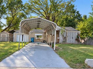 2209 N Main Avenue, Springfield, MO 65803