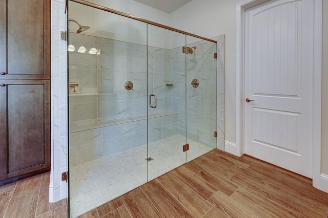 2189 E Strathspey Way, Fresno, CA 93730