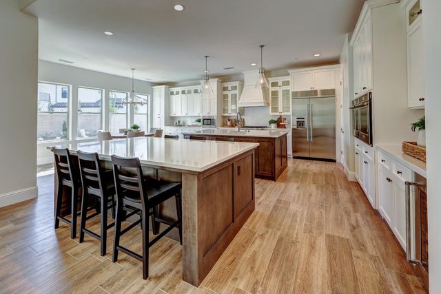 2189 E Strathspey Way, Fresno, CA 93730