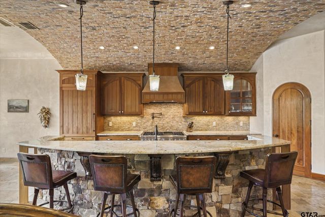 15381 County Road 463, Lindale, TX 75771