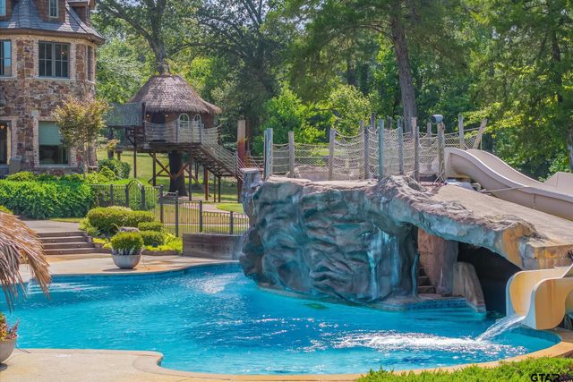 15381 County Road 463, Lindale, TX 75771