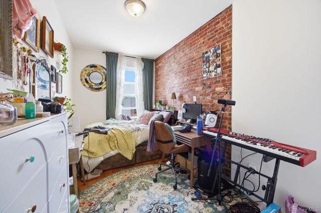 513 Grand Street, Brooklyn, NY 11211
