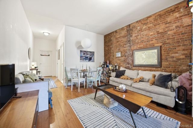 513 Grand Street, Brooklyn, NY 11211