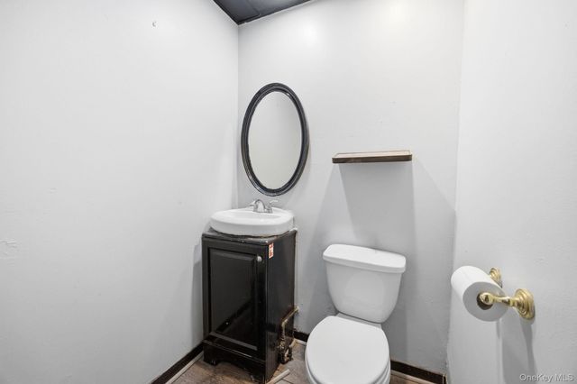 513 Grand Street, Brooklyn, NY 11211