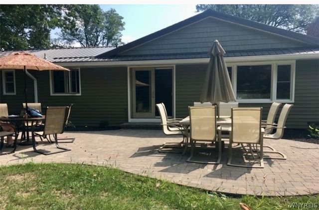 6668 Milestrip Road, Orchard Park, NY 14127