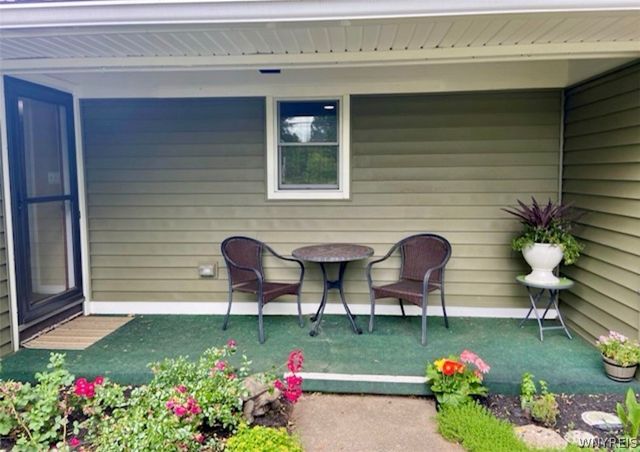 6668 Milestrip Road, Orchard Park, NY 14127