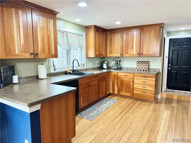 6668 Milestrip Road, Orchard Park, NY 14127