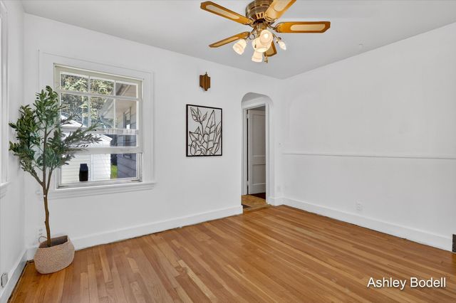 2129 Emerald Avenue Ne, City Of Grand Rapids, MI 49505