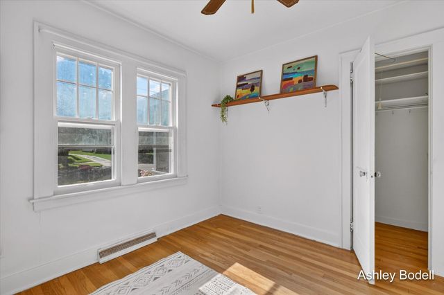 2129 Emerald Avenue Ne, City Of Grand Rapids, MI 49505