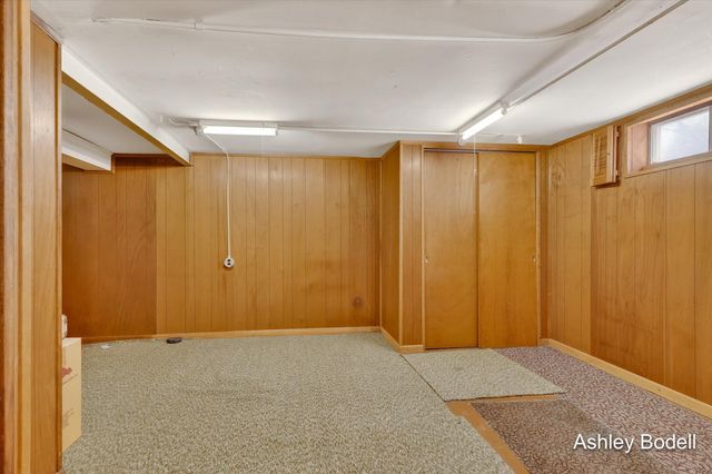 2129 Emerald Avenue Ne, City Of Grand Rapids, MI 49505