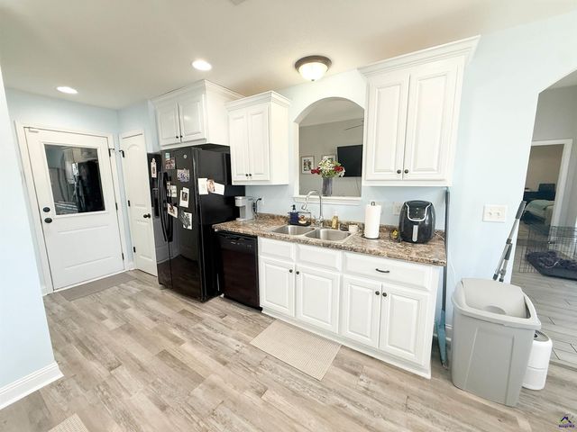 105 Ellington Court, Perry, GA 31069