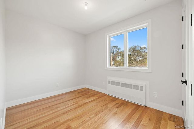 5 Mirror Lake Road 202, Spring Valley, NY 10977