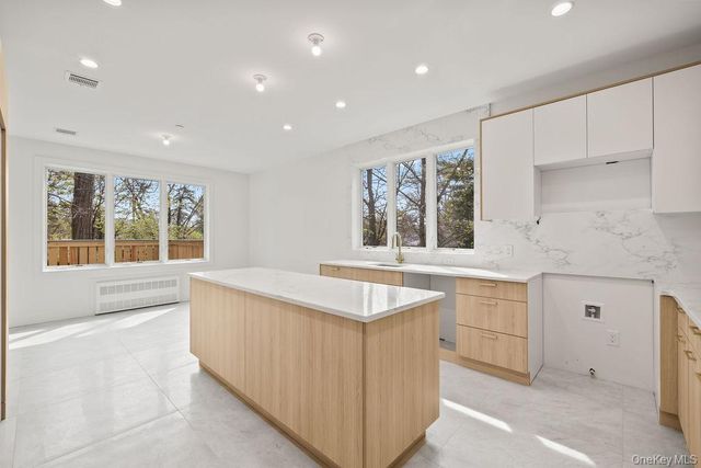 5 Mirror Lake Road 202, Spring Valley, NY 10977