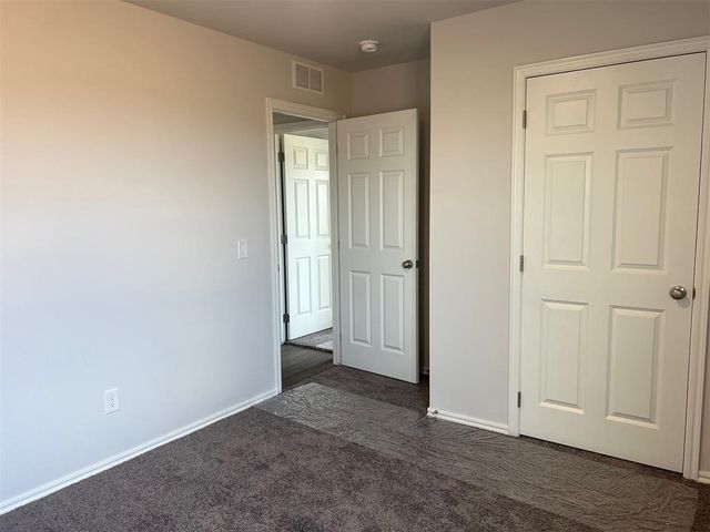 1224 E Ruger Lane, Mustang, OK 73064