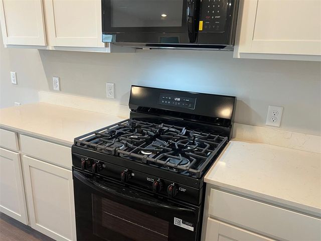 1224 E Ruger Lane, Mustang, OK 73064