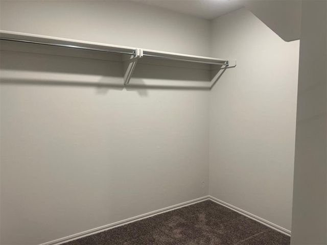 1224 E Ruger Lane, Mustang, OK 73064