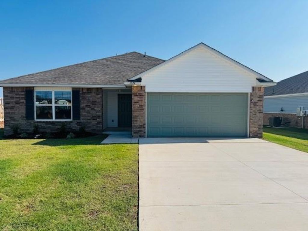 1224 E Ruger Lane, Mustang, OK 73064