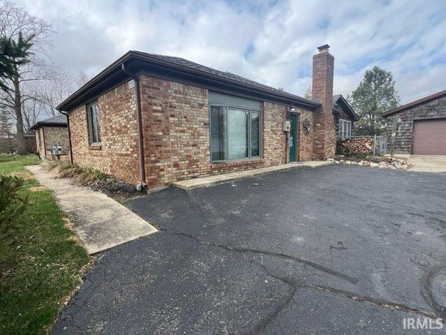 2530 Poplar Street, Spiceland, IN 47385