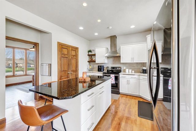 3373 LANGDON STREET, Green Bay, WI 54311