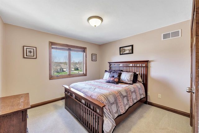 3373 LANGDON STREET, Green Bay, WI 54311