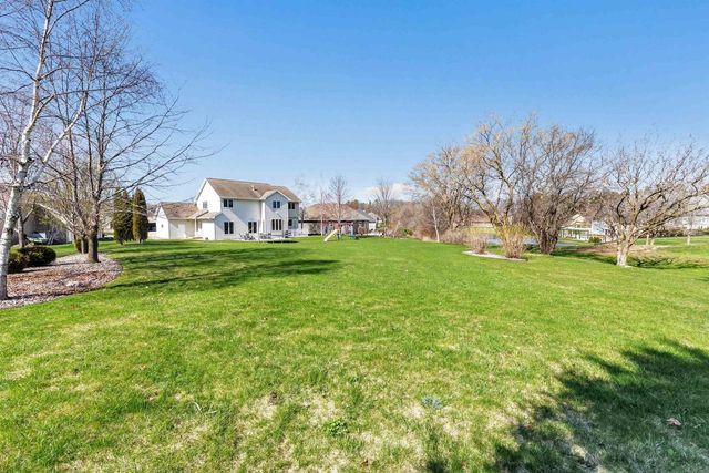 3373 LANGDON STREET, Green Bay, WI 54311